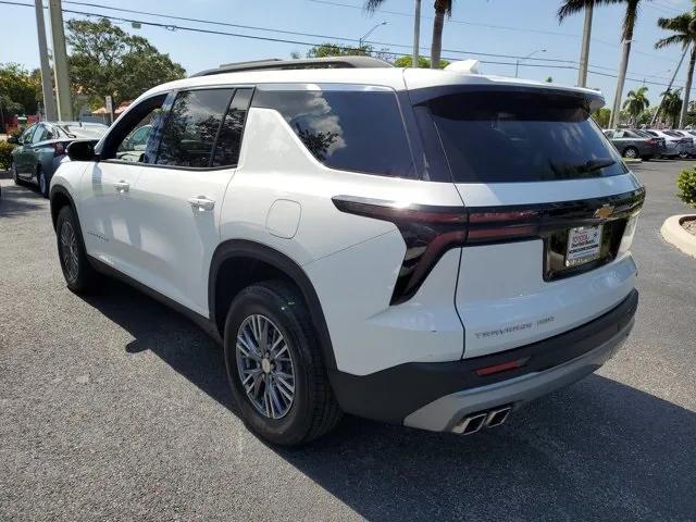 used 2024 Chevrolet Traverse car, priced at $39,295