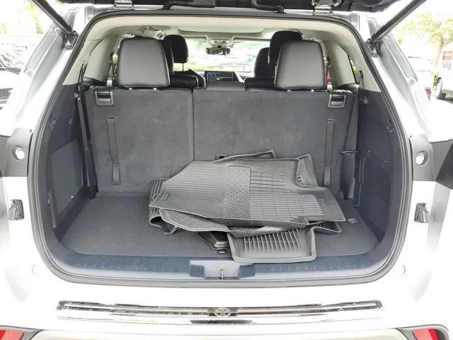 used 2022 Toyota Highlander Hybrid car, priced at $46,251
