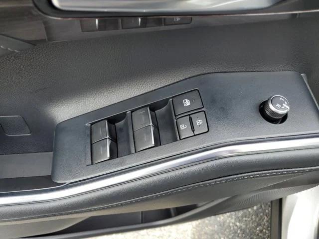 used 2022 Toyota Highlander Hybrid car, priced at $46,251
