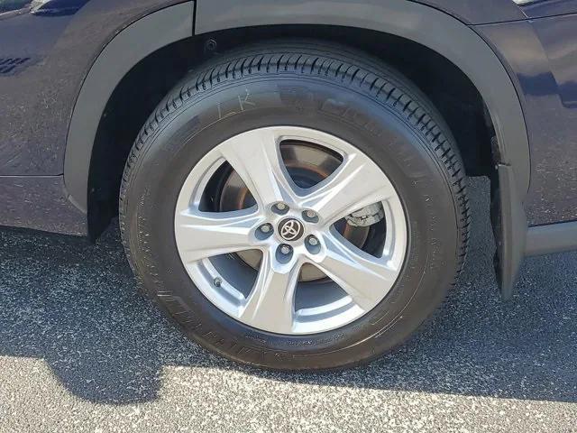 used 2024 Toyota Highlander car, priced at $38,795