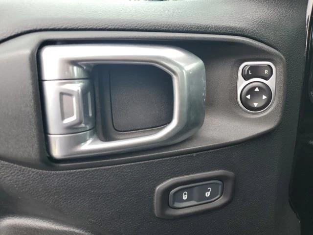 used 2020 Jeep Gladiator car, priced at $18,995