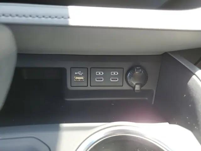 new 2025 Toyota Highlander car, priced at $43,073