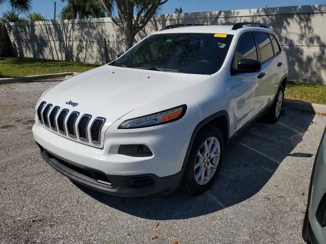 used 2016 Jeep Cherokee car, priced at $12,597