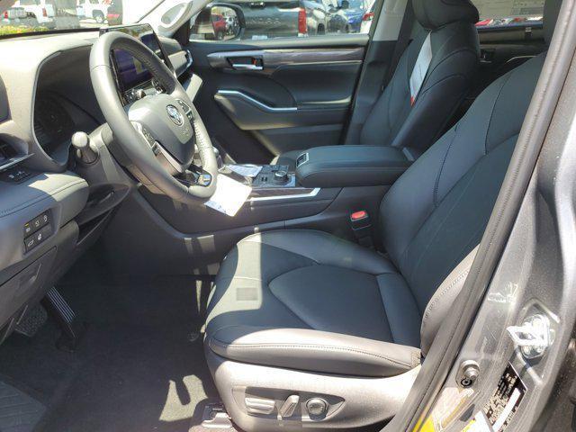 new 2025 Toyota Highlander car, priced at $50,616