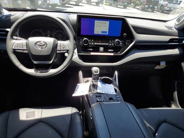 new 2025 Toyota Highlander car, priced at $50,616