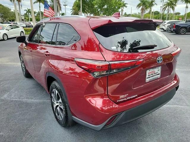 used 2021 Toyota Highlander Hybrid car, priced at $35,595