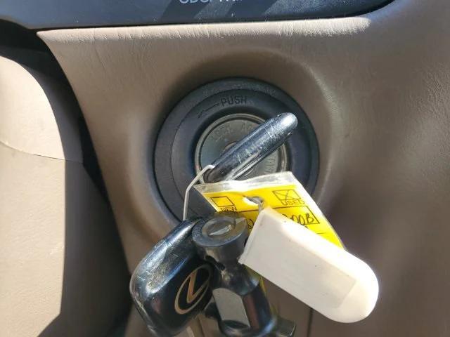 used 1994 Lexus ES 300 car, priced at $8,500