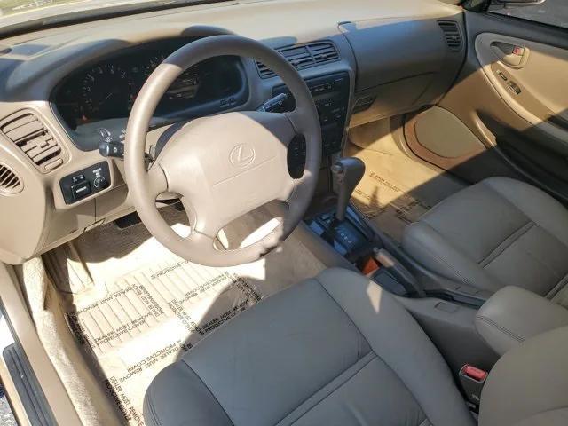 used 1994 Lexus ES 300 car, priced at $8,500