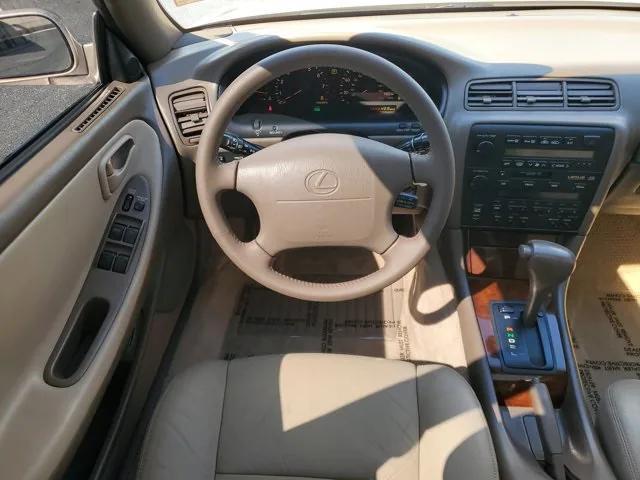 used 1994 Lexus ES 300 car, priced at $8,500