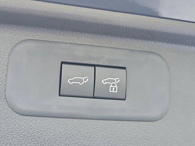 new 2025 Toyota Grand Highlander car, priced at $56,278