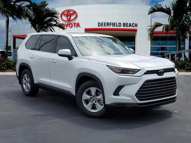 new 2025 Toyota Highlander Hybrid car, priced at $48,341
