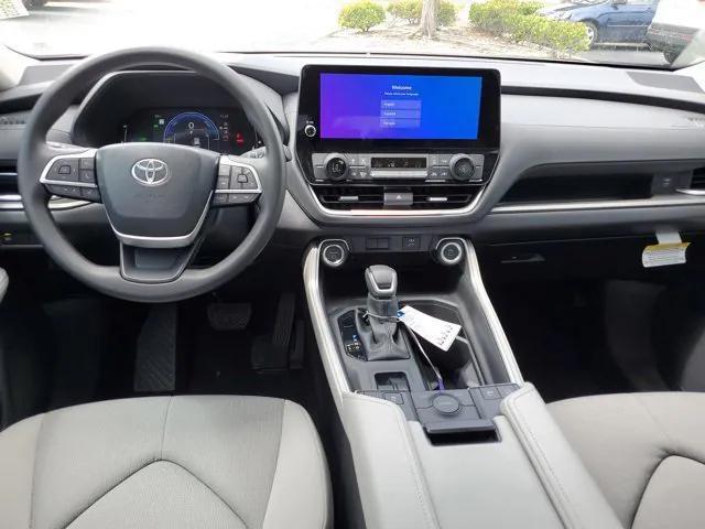 new 2025 Toyota Highlander Hybrid car, priced at $48,341
