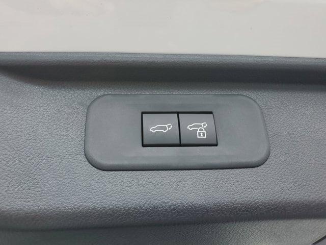 new 2025 Toyota Highlander Hybrid car, priced at $48,341