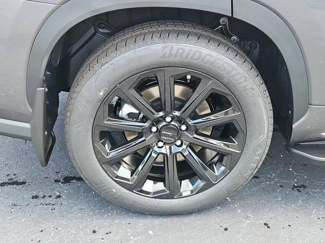 new 2025 Toyota Highlander car, priced at $49,745