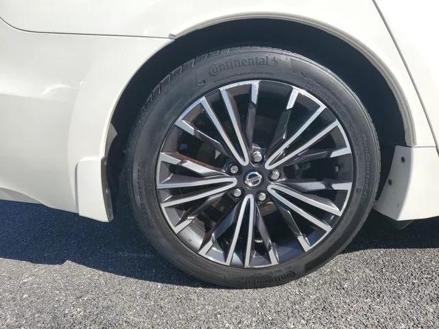 used 2019 Nissan Maxima car, priced at $21,495