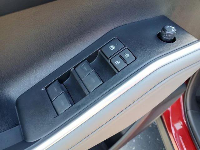 new 2025 Toyota Highlander car, priced at $43,246