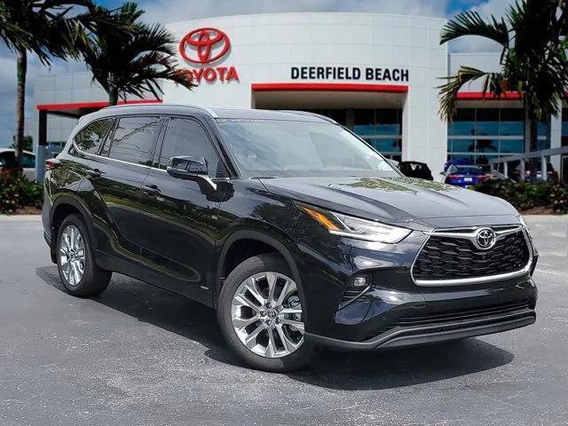 new 2025 Toyota Highlander Hybrid car, priced at $54,073