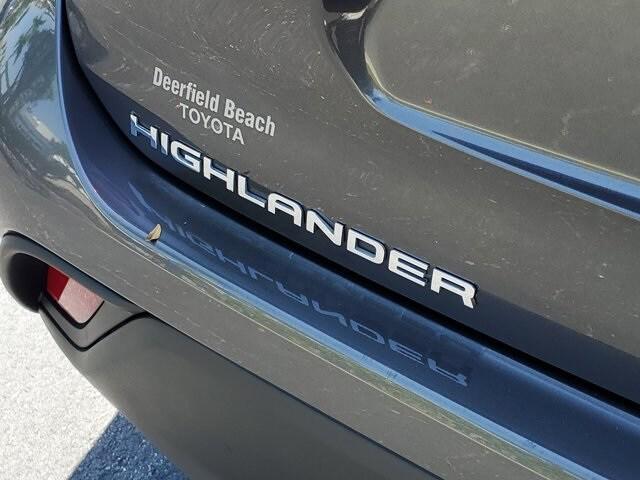 used 2023 Toyota Highlander Hybrid car, priced at $39,695