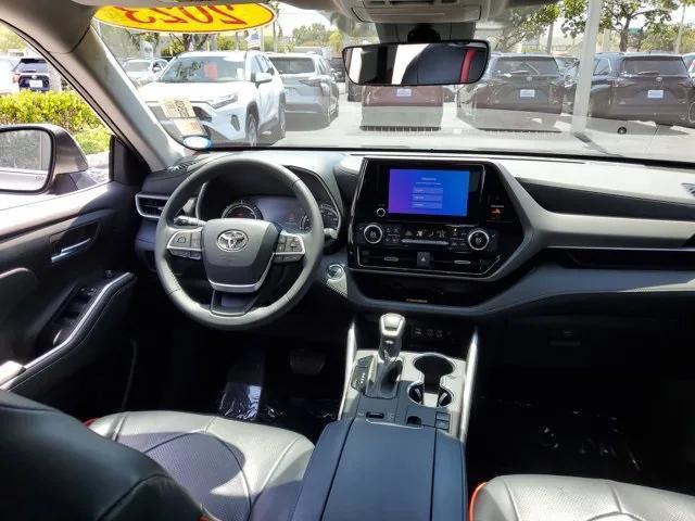 used 2023 Toyota Highlander Hybrid car, priced at $39,695