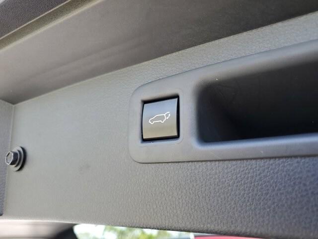 used 2023 Toyota Highlander Hybrid car, priced at $39,695
