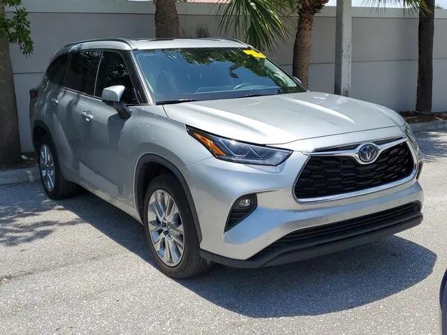 used 2023 Toyota Highlander Hybrid car, priced at $42,488