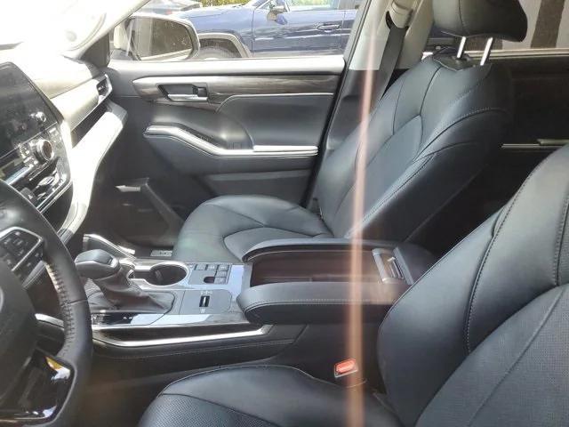 used 2023 Toyota Highlander Hybrid car, priced at $42,488