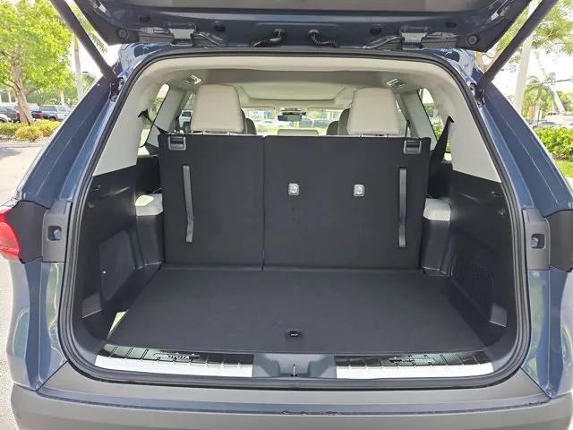 new 2025 Toyota Grand Highlander car, priced at $58,661
