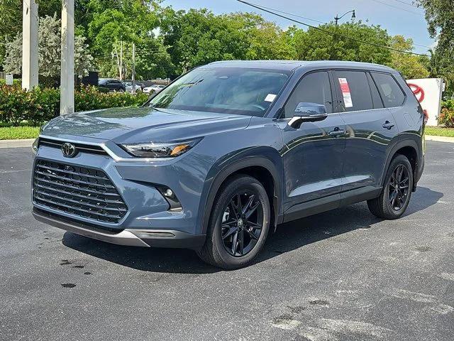 new 2025 Toyota Grand Highlander car, priced at $58,661