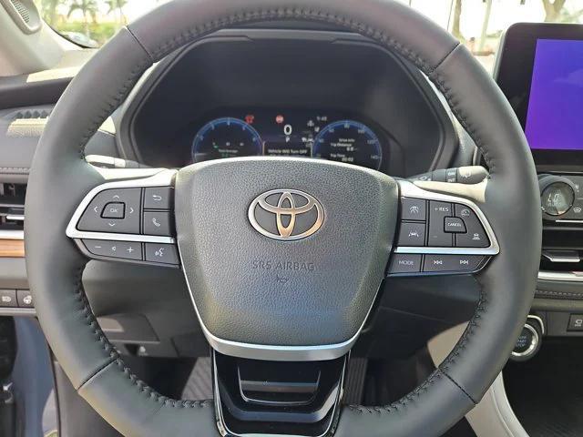 new 2025 Toyota Grand Highlander car, priced at $58,661