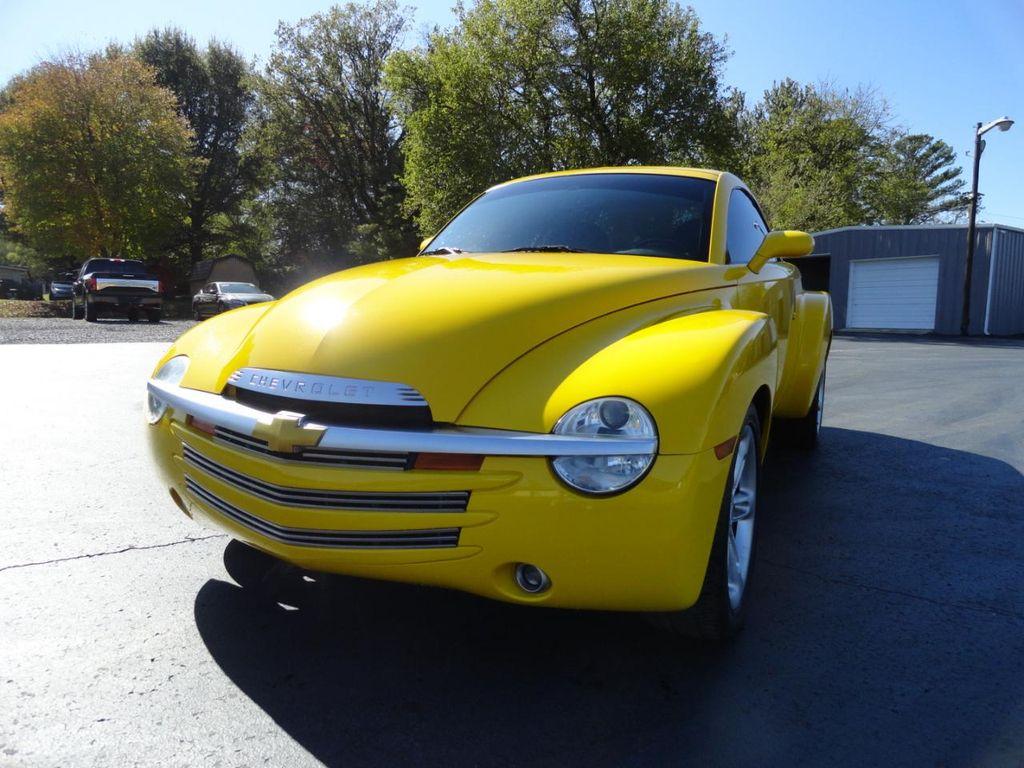 used 2004 Chevrolet SSR car, priced at $20,995