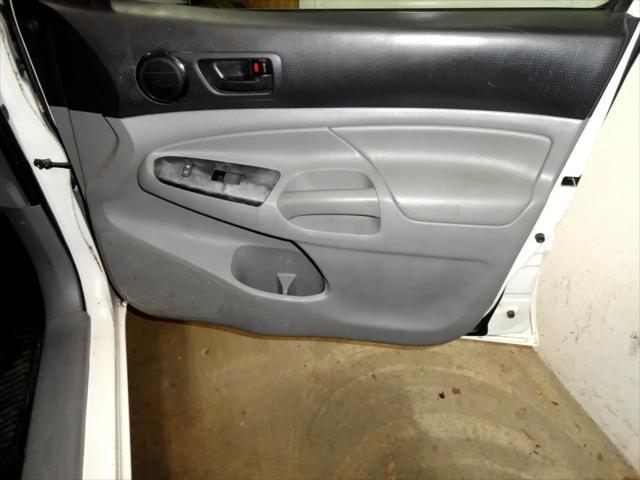 used 2014 Toyota Tacoma car, priced at $12,995