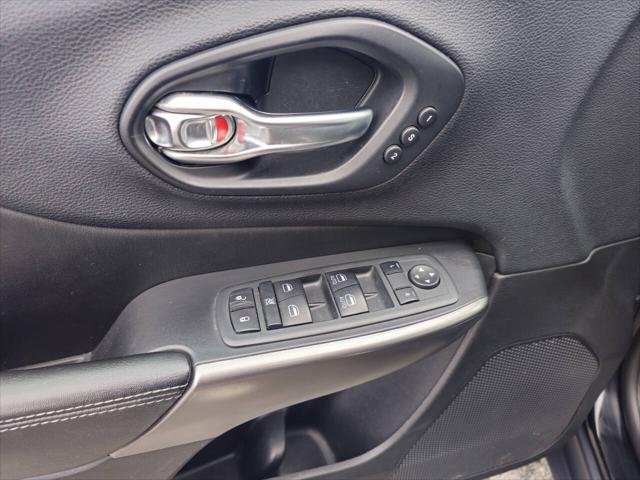used 2020 Jeep Cherokee car, priced at $19,795