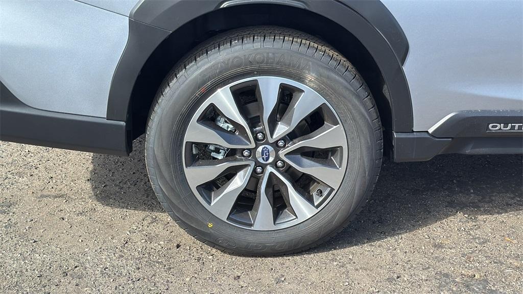 new 2025 Subaru Outback car, priced at $40,646