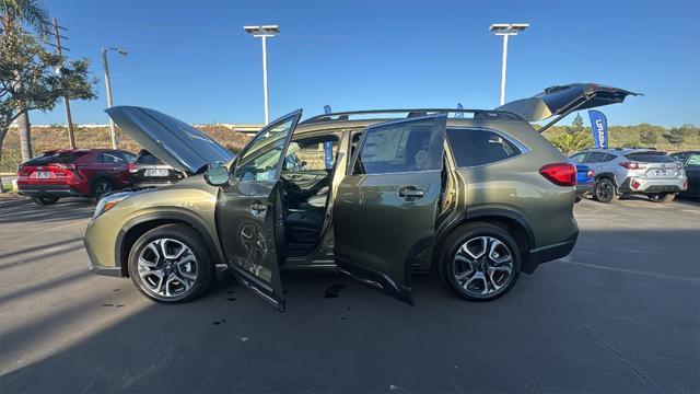 new 2024 Subaru Ascent car, priced at $48,069