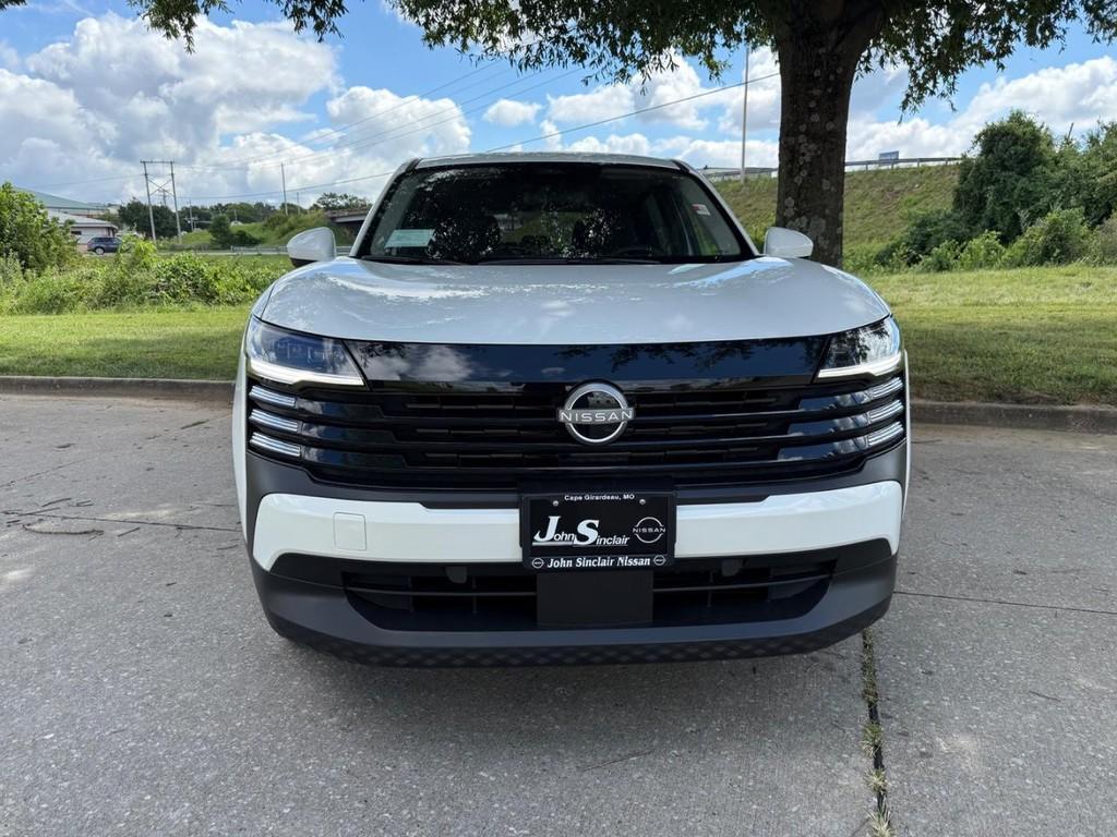 new 2025 Nissan Kicks car, priced at $25,656