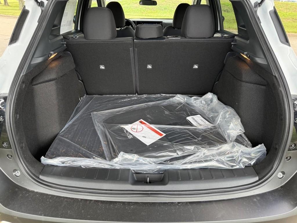 new 2025 Nissan Kicks car, priced at $25,656