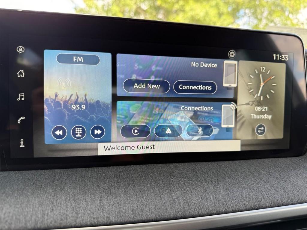 new 2025 Nissan Kicks car, priced at $25,656