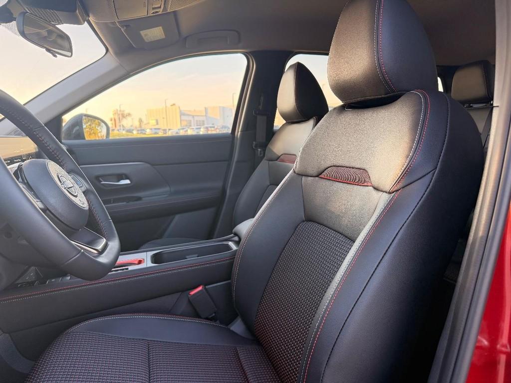 new 2025 Nissan Kicks car, priced at $30,815