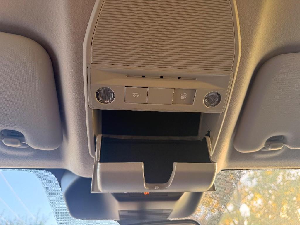 new 2025 Nissan Kicks car, priced at $30,815