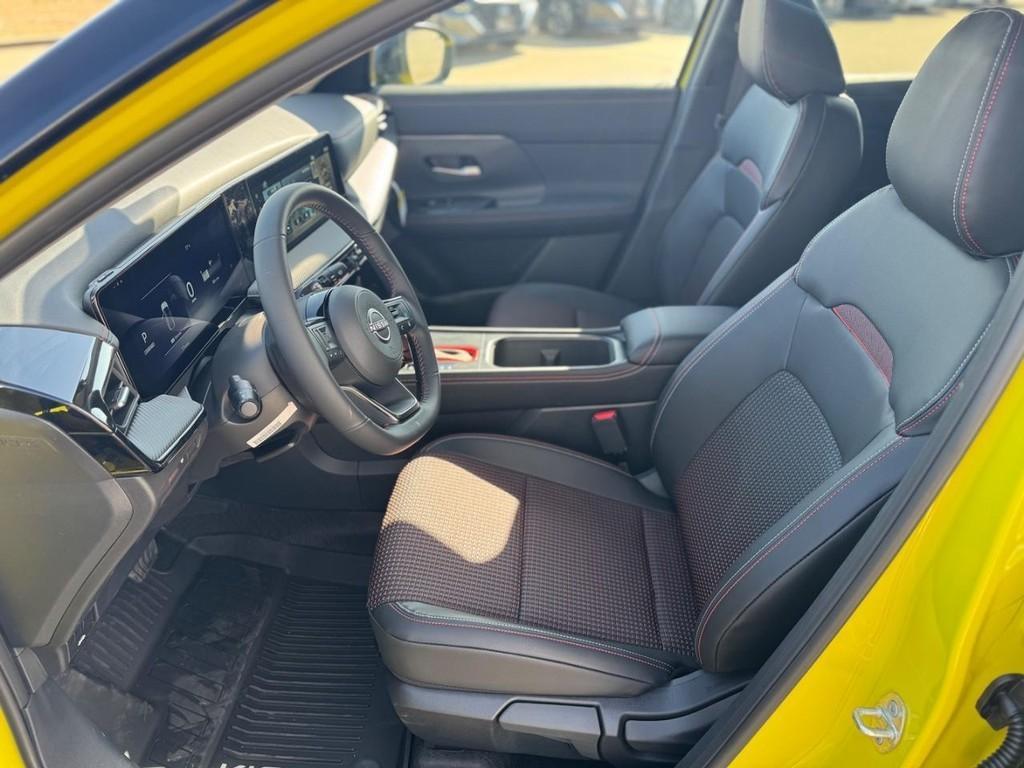 new 2025 Nissan Kicks car, priced at $28,391