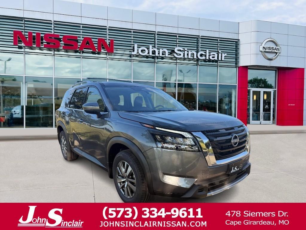 new 2025 Nissan Pathfinder car, priced at $38,998