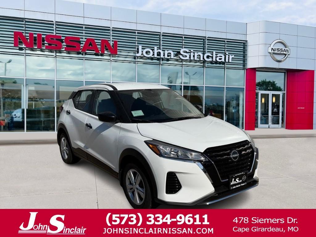 new 2025 Nissan Kicks Play car, priced at $23,240