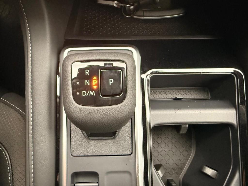 new 2025 Nissan Pathfinder car, priced at $39,351