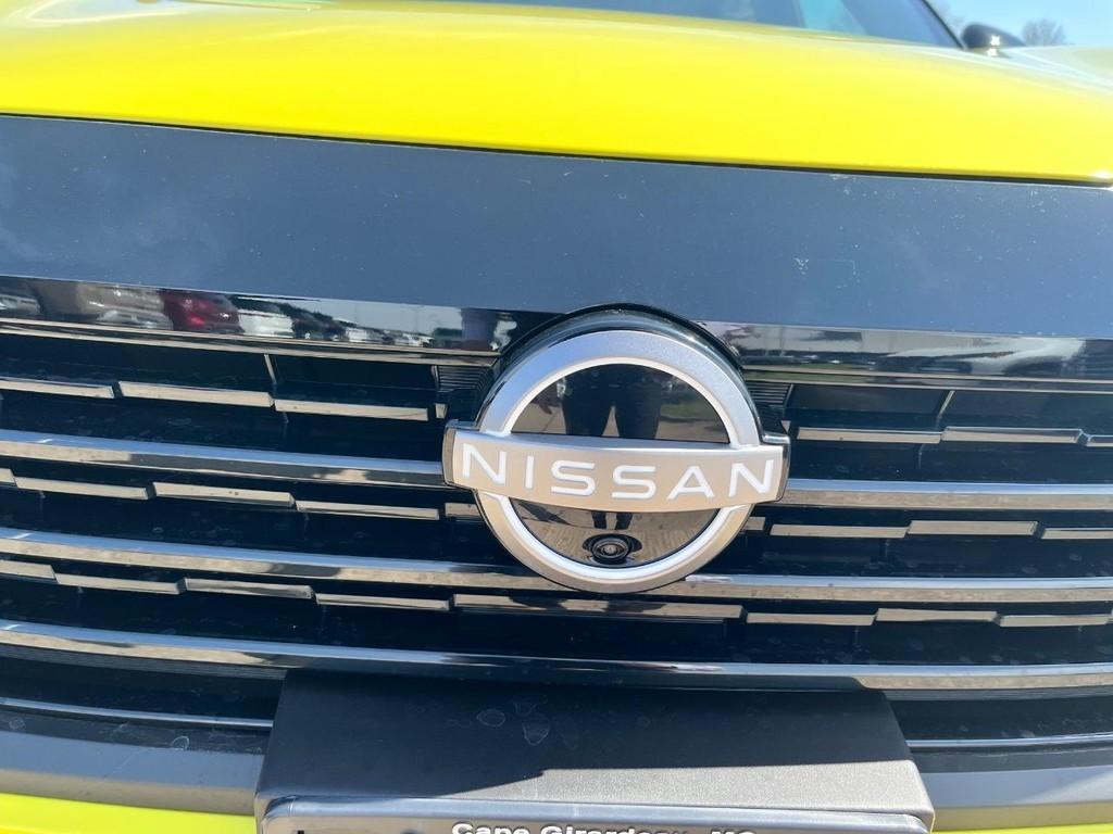 new 2025 Nissan Kicks car, priced at $27,804