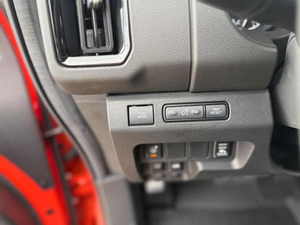 new 2025 Nissan Frontier car, priced at $43,936