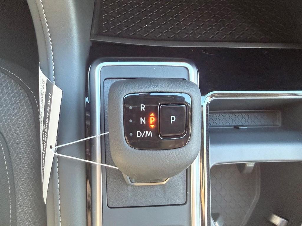 new 2025 Nissan Pathfinder car, priced at $36,453