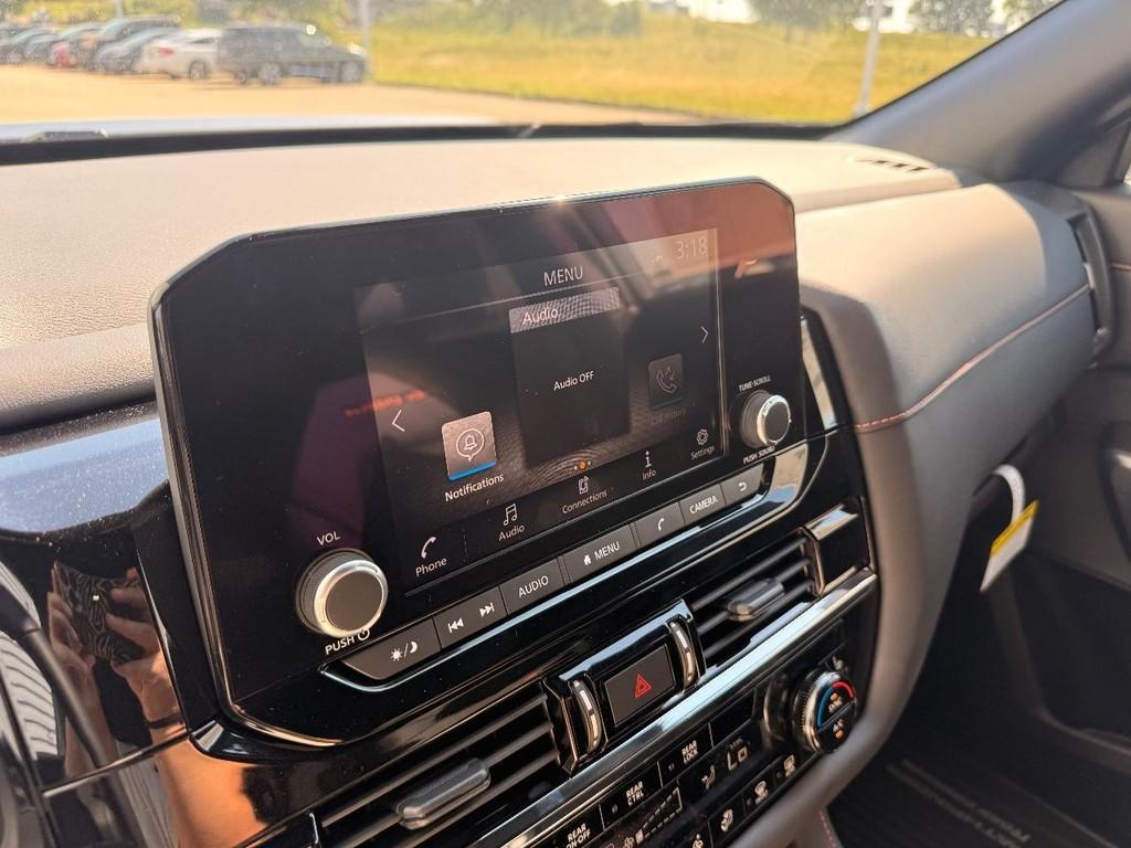 new 2025 Nissan Pathfinder car, priced at $46,620