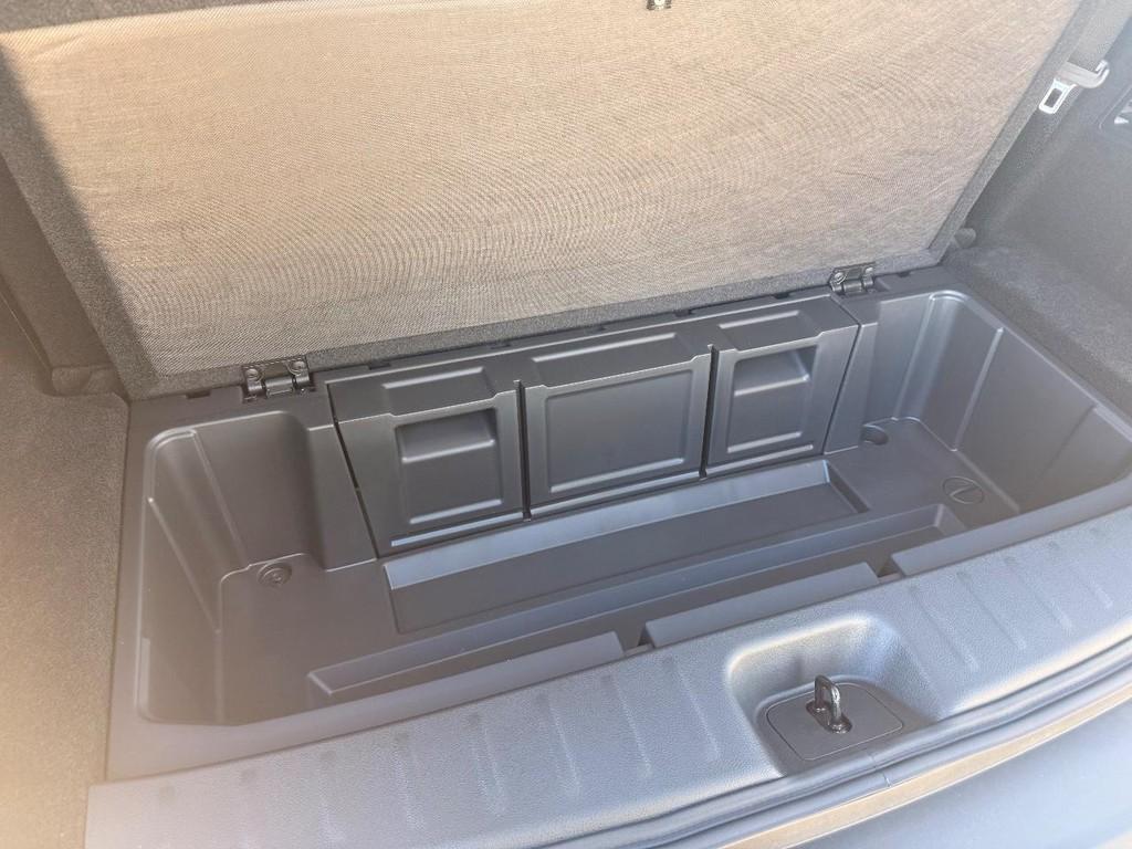 new 2025 Nissan Pathfinder car, priced at $38,173