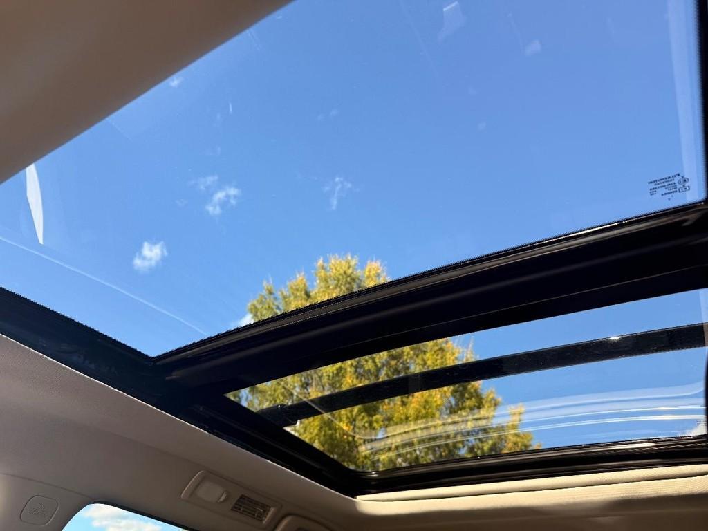 new 2025 Nissan Pathfinder car, priced at $38,173