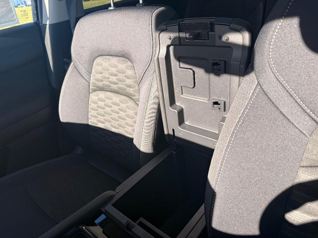 new 2025 Nissan Pathfinder car, priced at $38,173